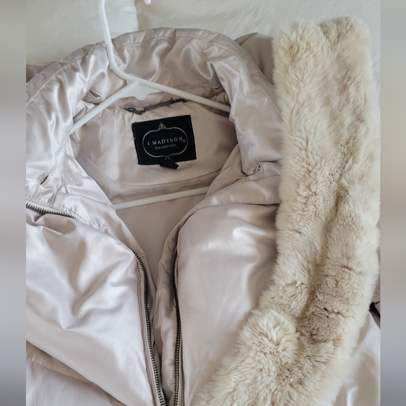 Winter jacket - Picture 2 of 5